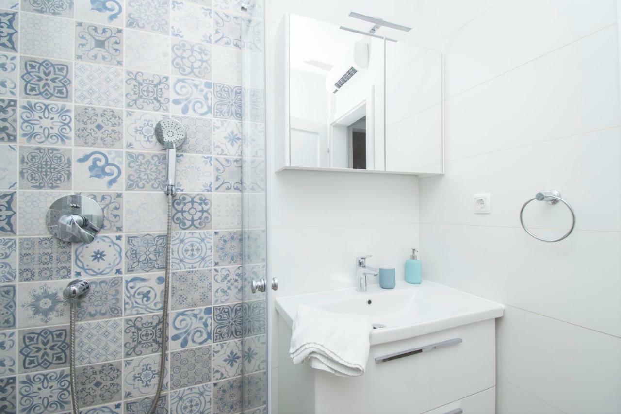 Stella Anna Apartment